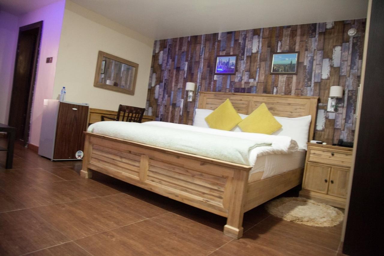Villa Toscana Hotel And Suits Lagos Kültér fotó